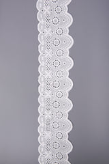 Double Scalloped Cotton Embroidery Lace Trim – Geometric & Floral Broderie Anglaise – 6