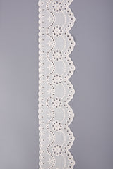 Double-Edged Scalloped Cotton Eyelet Trim – Wavy Floral Vine – 7