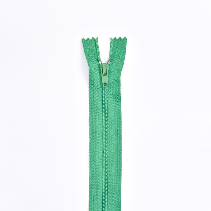Multi Purpose Zippers 20 cm Close End - G.k Fashion Fabrics Green / 8 inches (20cm) Zippers