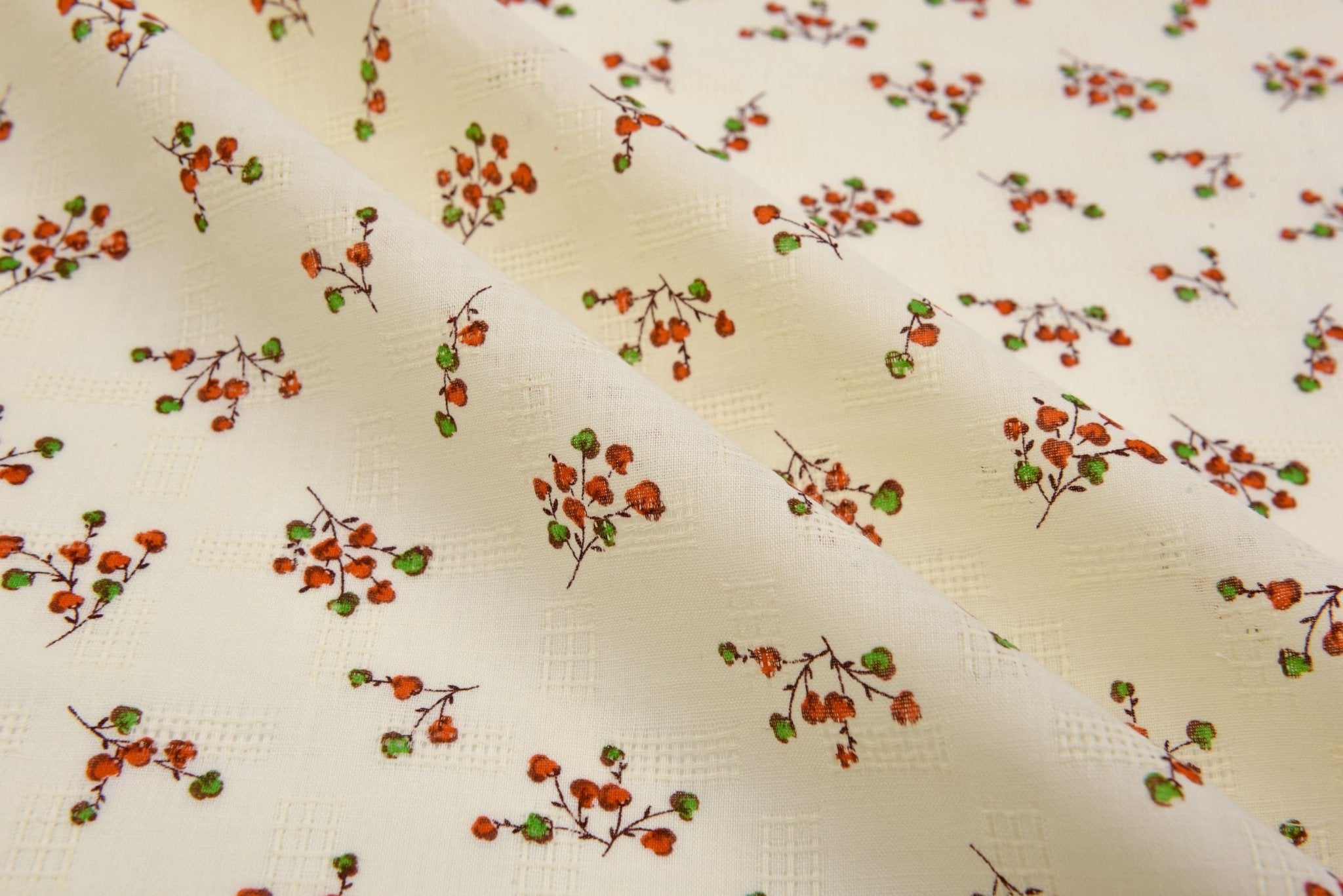 Cotton Lawn Dobby Blush Berry Print Fabric – G.k Fashion Fabrics