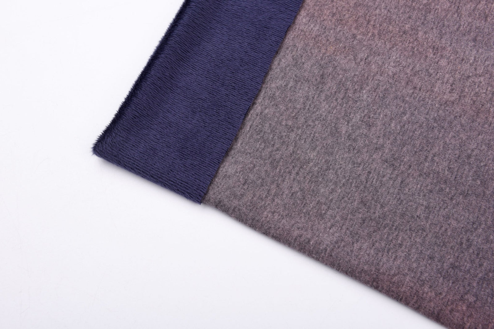 two-tone-knit-alpine-fleece- 