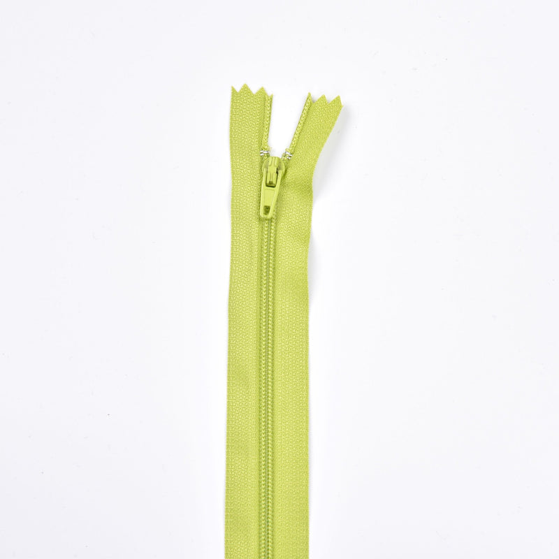 Multipurpose Zippers - G.k Fashion Fabrics Pistachio / 10.24" inches ( 26 cm) Zippers