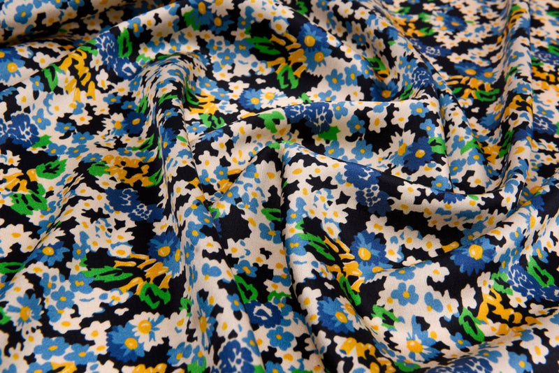 Original 100% Silk Floral Print Stretch Silk Fabric, 19 Momme Mulberry –  G.k Fashion Fabrics