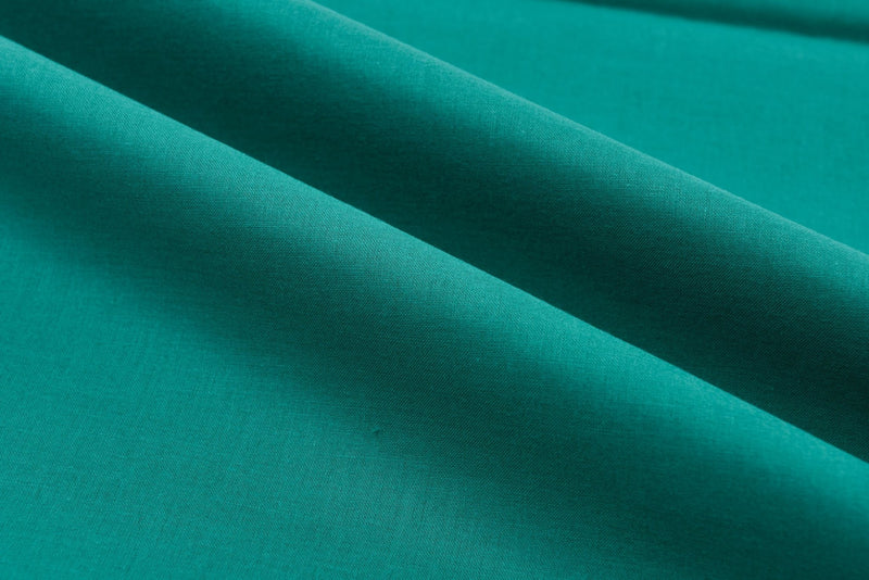 Voile Lawn cotton Fabric, 100% Cotton, sheer gauze muslin fabric - G.k Fashion Fabrics Emerald - 043 / Price per Half Yard seersucker